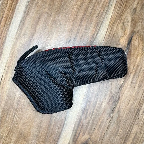 UL Louisville Cardinals | Putter Golf Club Head Cover - Picture 3 of 7